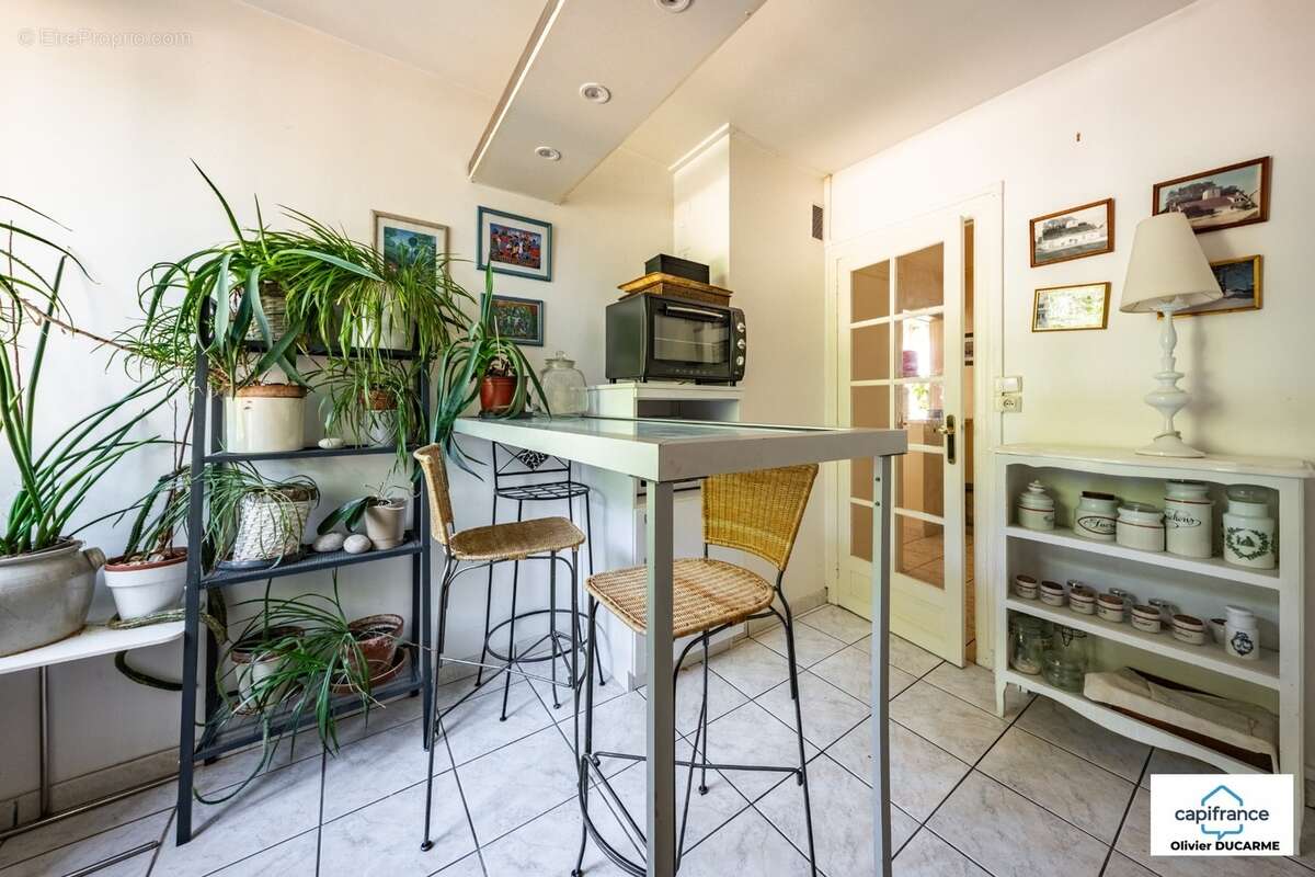 Appartement à vendre 4 pièces DIJON (21) à proximité des Allées du Parc - photo 6