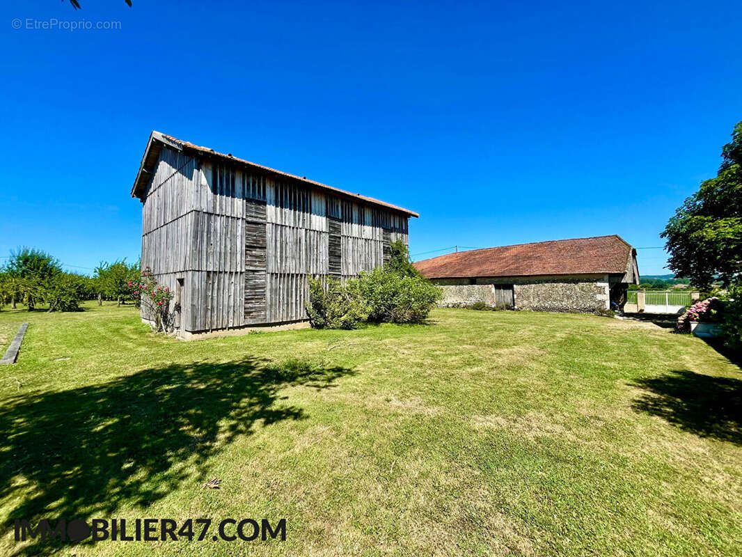 Maison à CASTELMORON-SUR-LOT
