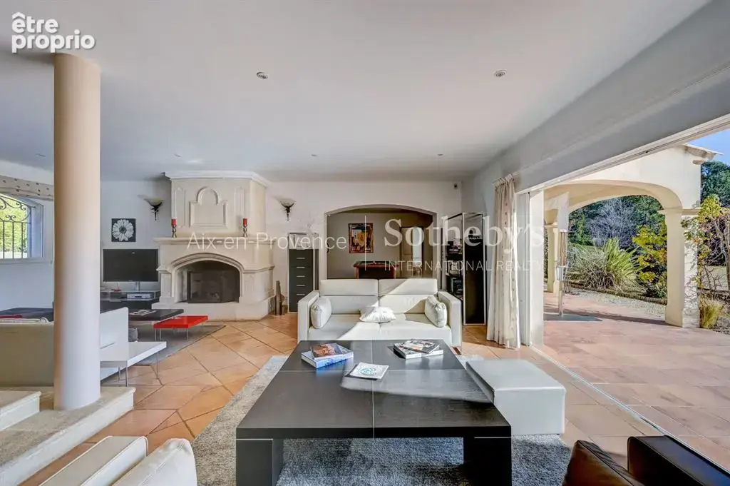 Maison d'exception - 280 m² à vendre à proximité d'Aix-en-Provence - photo 12