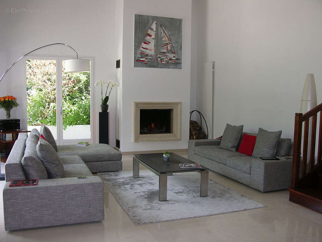 Maison à LOUVECIENNES