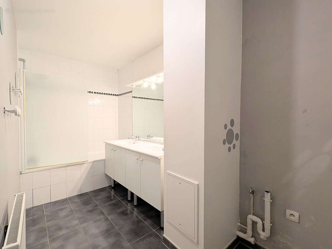 T3 en duplex -  Grande terrasse - Box - Gennevilliers - photo 11