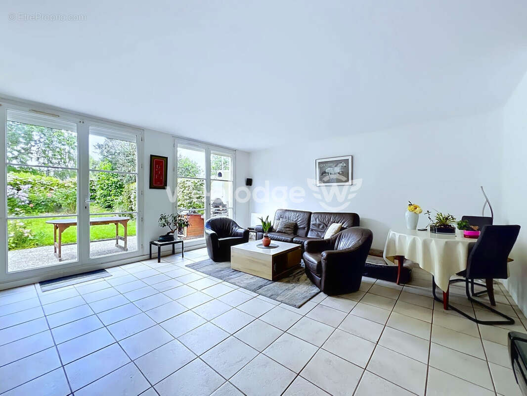 Maison à ERAGNY