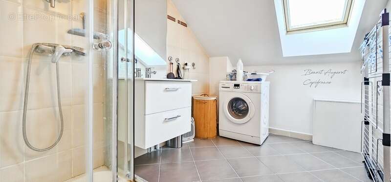 Appartement à PRINGY