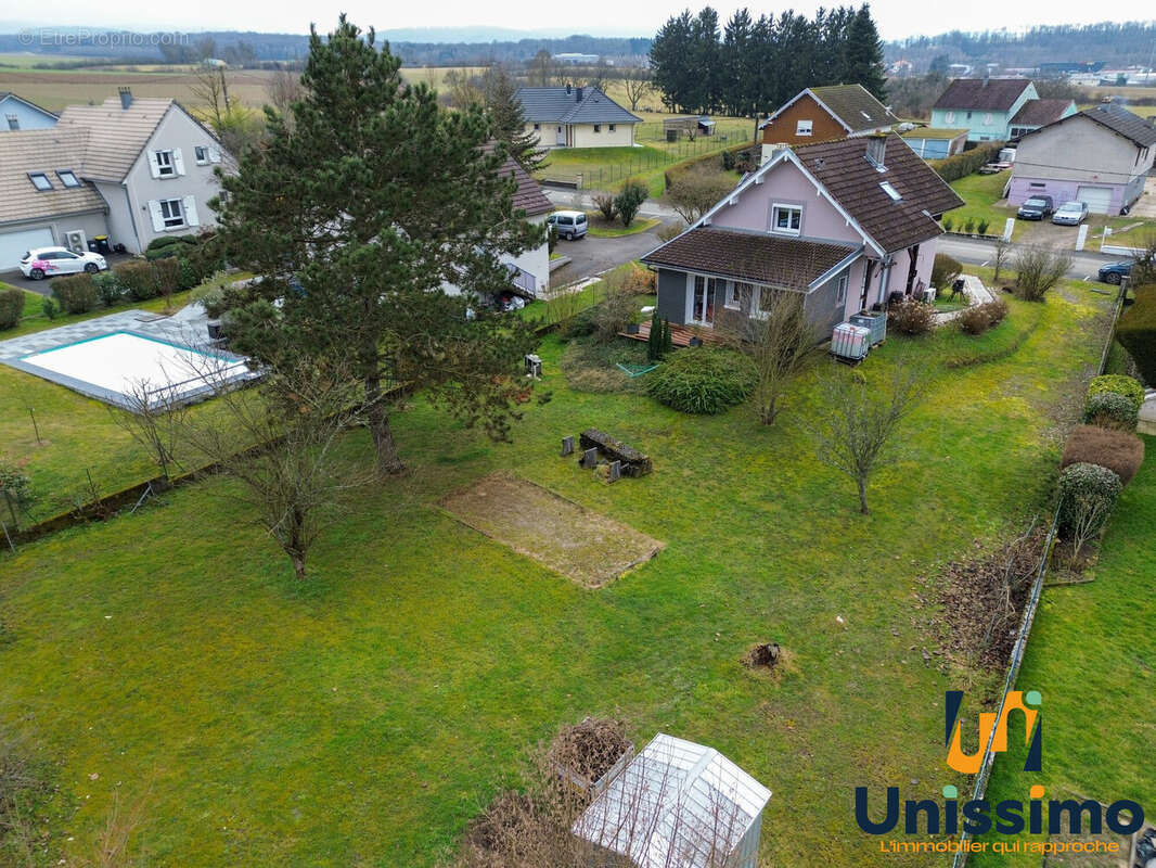 Maison à L'ISLE-SUR-LE-DOUBS