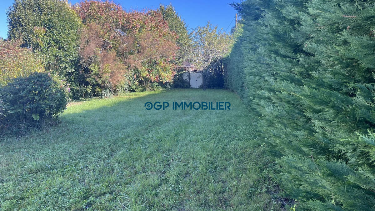 Terrain à VILLEBRUMIER