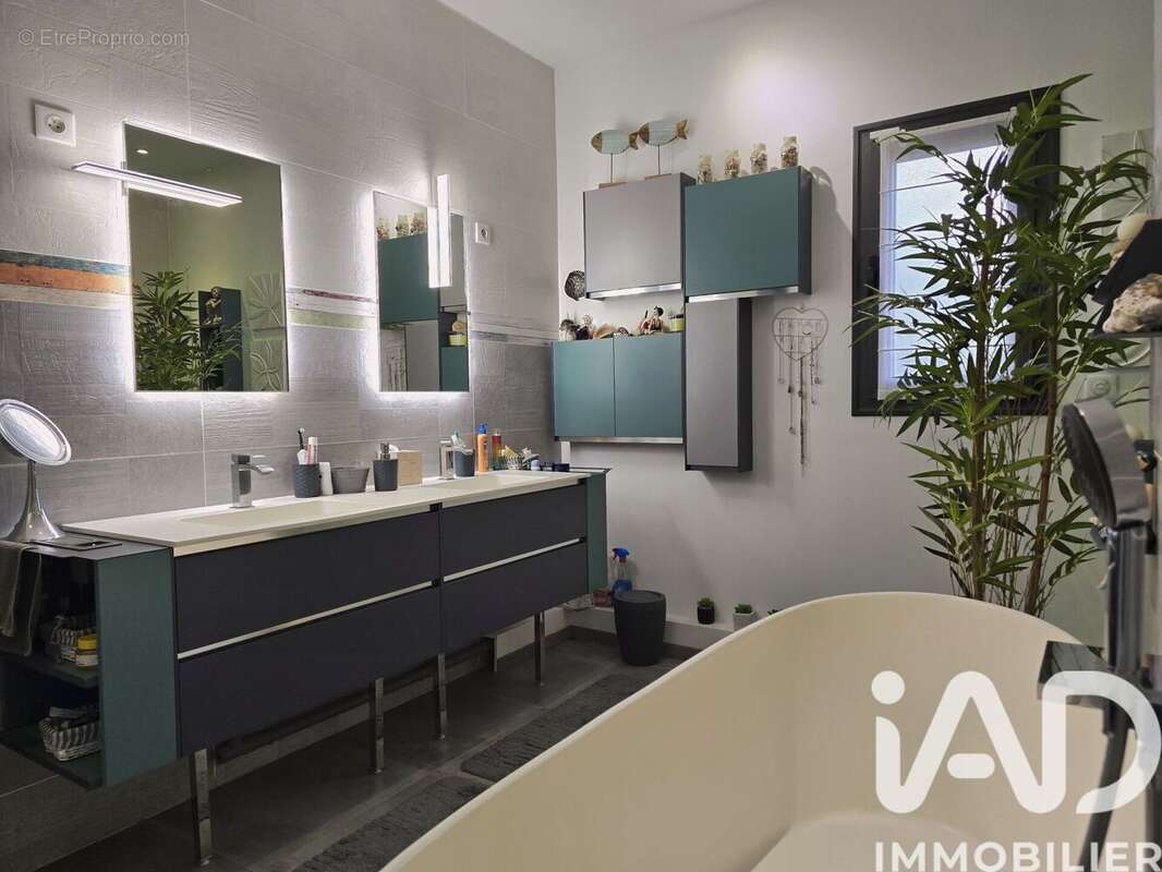 Photo 9 - Maison à MAGNY-LE-HONGRE