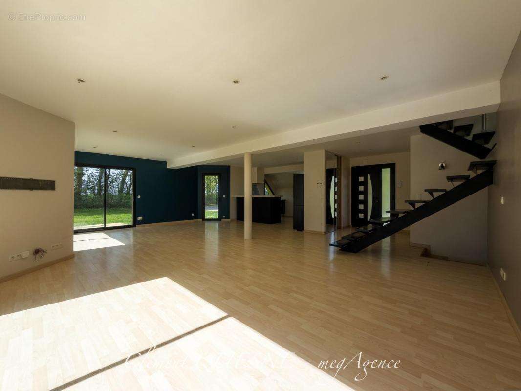 4 chambres / piece de vie 63m2 / aucun vis-a-vis - photo 4