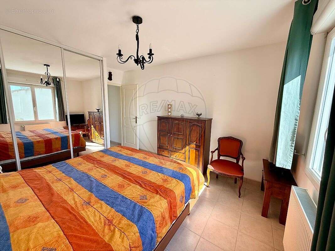 Maison à VAUX-SUR-MER