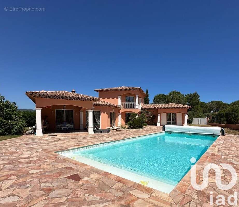 Photo 5 - Maison à ROQUEBRUNE-SUR-ARGENS