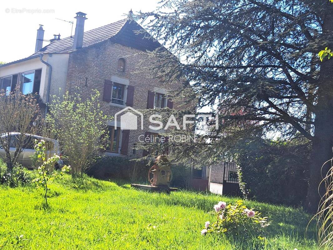Photo 1 - Maison à BLETTERANS