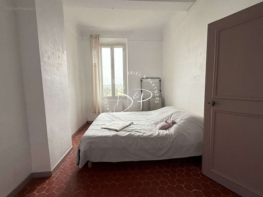 Appartement à LORGUES