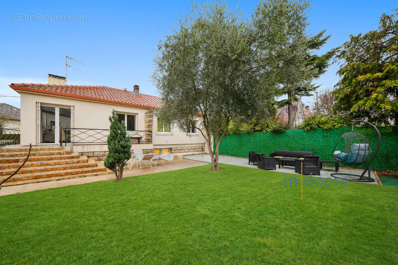 Maison à SAVIGNY-SUR-ORGE