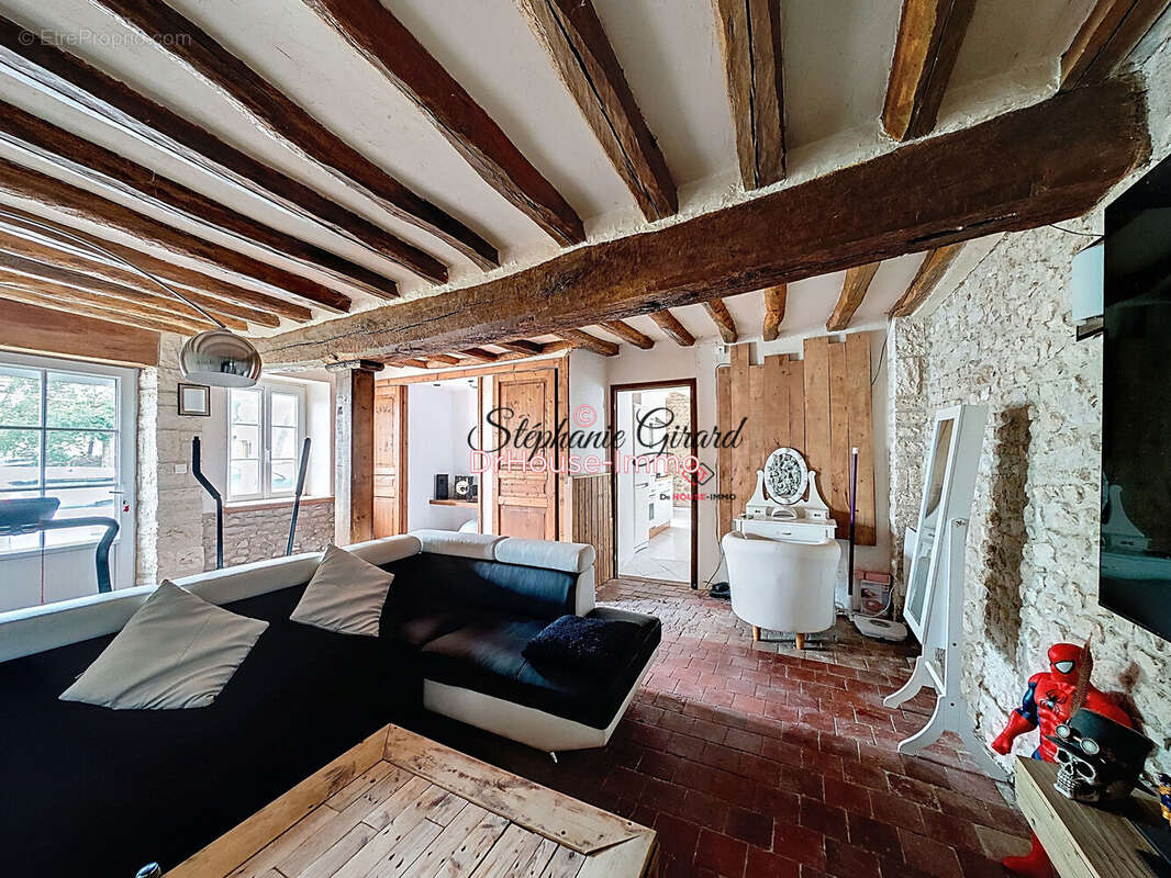 Maison 100 m² à Villamblain  - photo 2