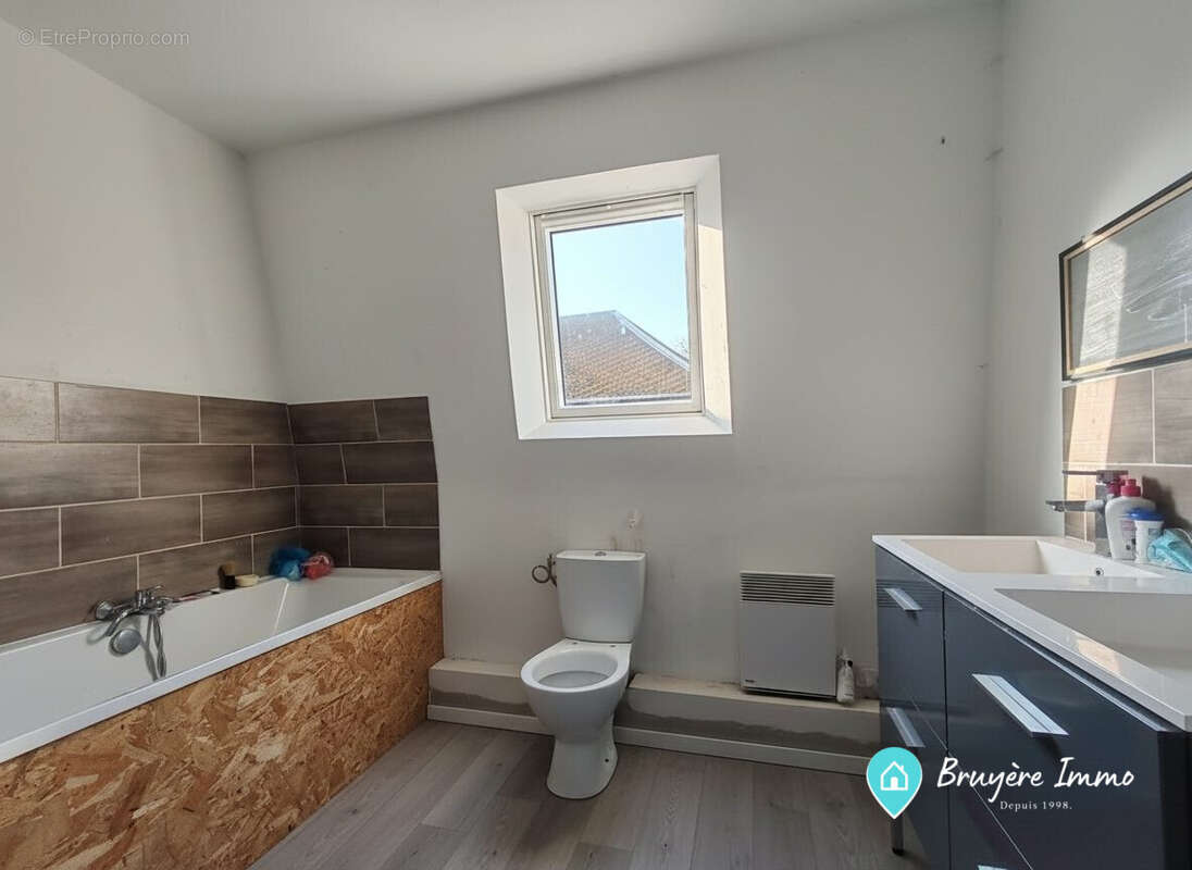 Appartement à FOURMIES