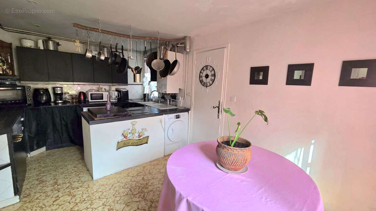 Maison à JOUARRE