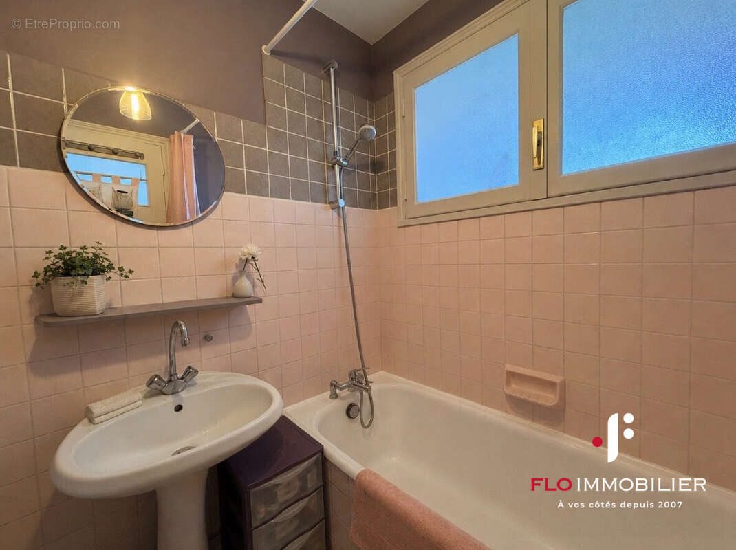 Appartement 62 m² à Caen  - photo 7