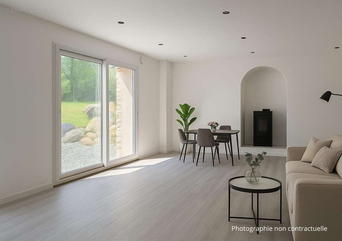 Maison à LA GACILLY