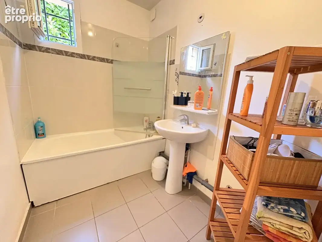Maison spacieuse 8 pièces à vendre à Méru - Rare sur le marché - photo 8