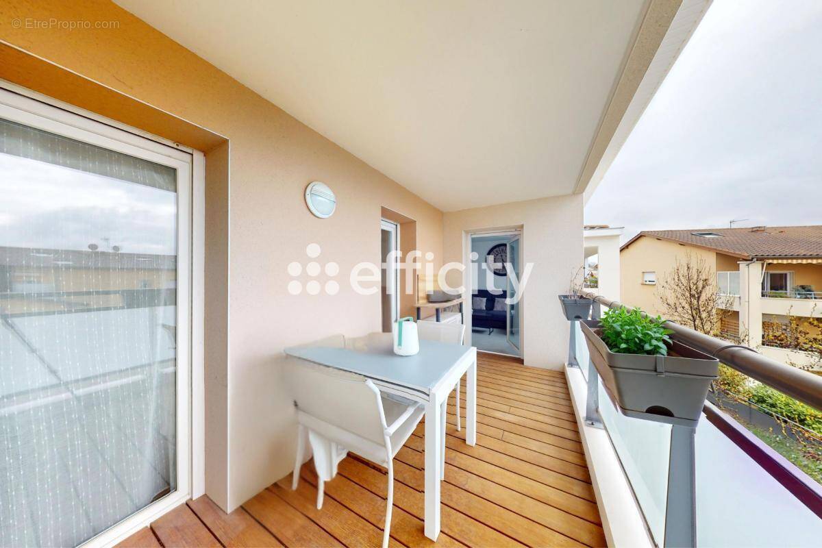 Appartement à VOURLES