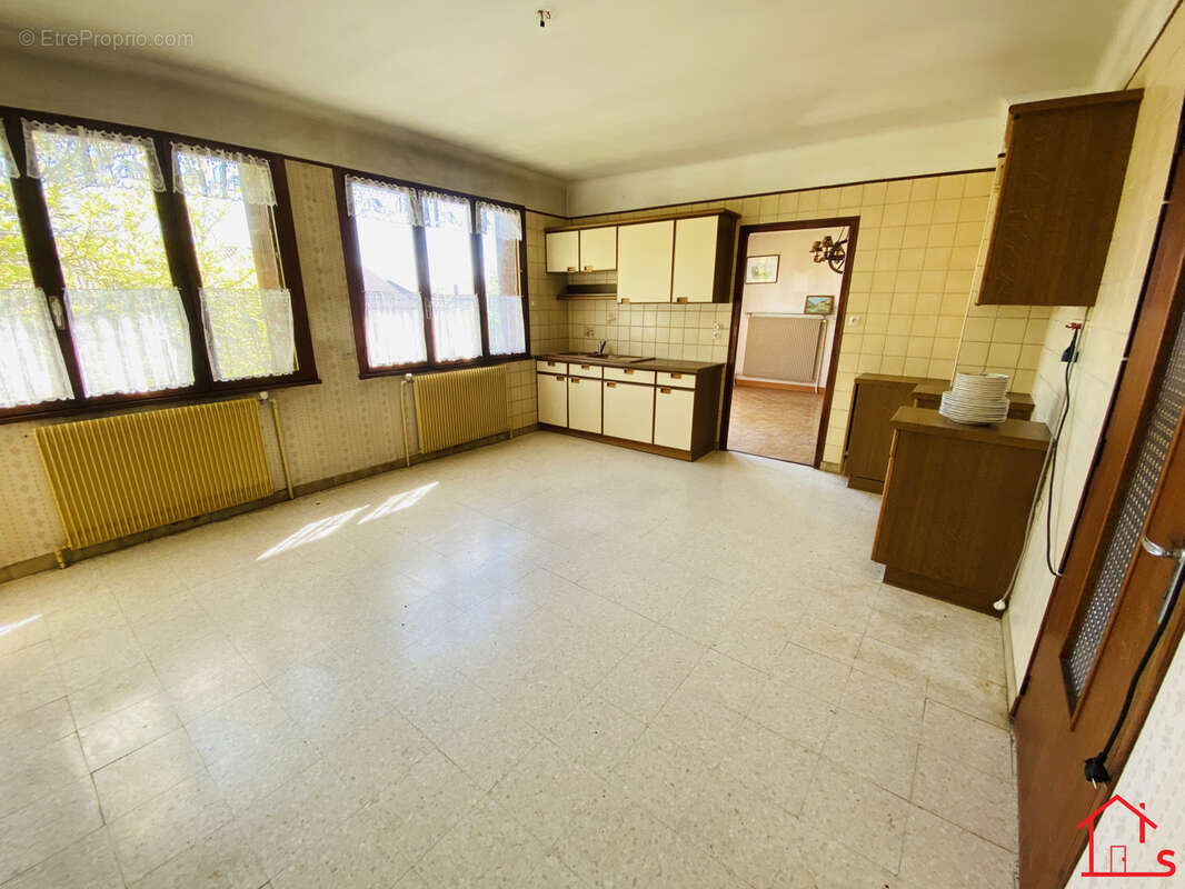 Maison à ROSIERES-EN-HAYE