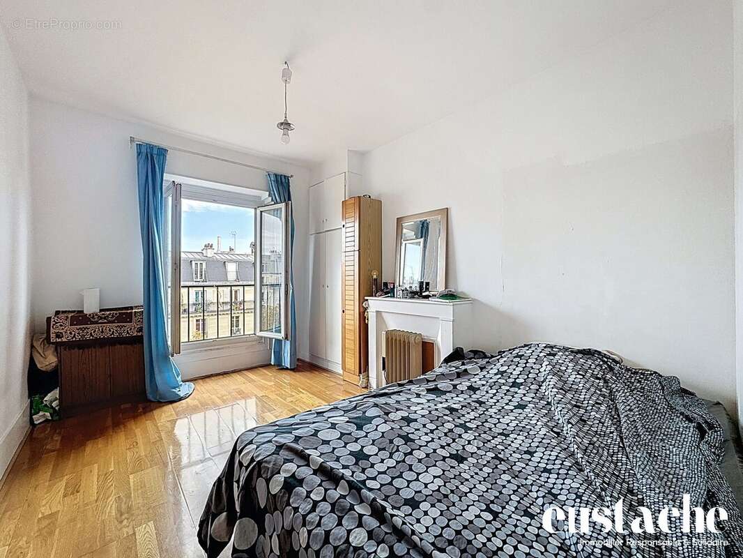 Appartement à PARIS-11E