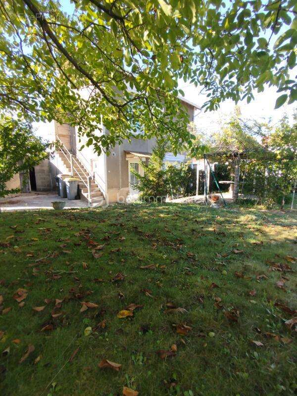 Maison à DAMMARIE-LES-LYS