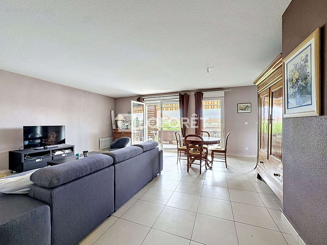 Appartement à JASSANS-RIOTTIER