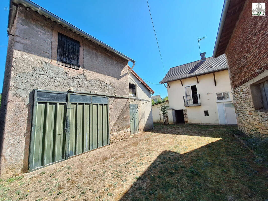 Maison 91 m² à Lacrost  - photo 8