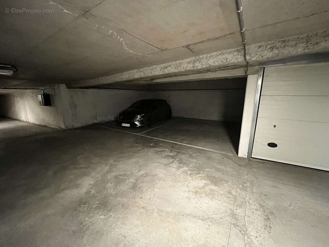 Rare à la vente 5 pièces 160 m² au calme traversant 2 balcons - photo 15