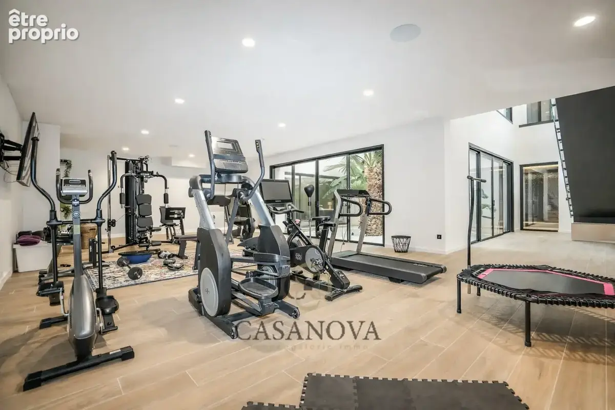 Villa contemporaine exceptionnelle de 1 300 m²  Domaine des Vautes - photo 20