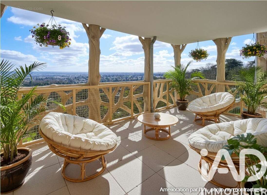 Photo 2 - Appartement à LE PLESSIS-ROBINSON