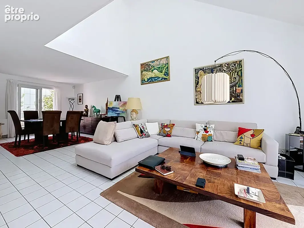 Appartement à NANTERRE