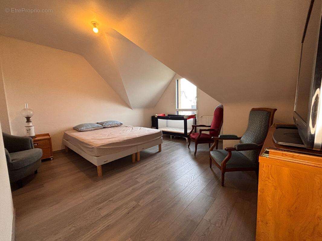 Maison à SAINT-MELOIR-DES-ONDES