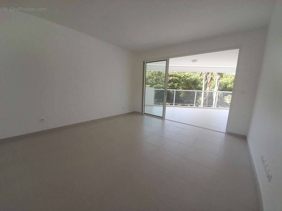 Appartement à LES TROIS-ILETS