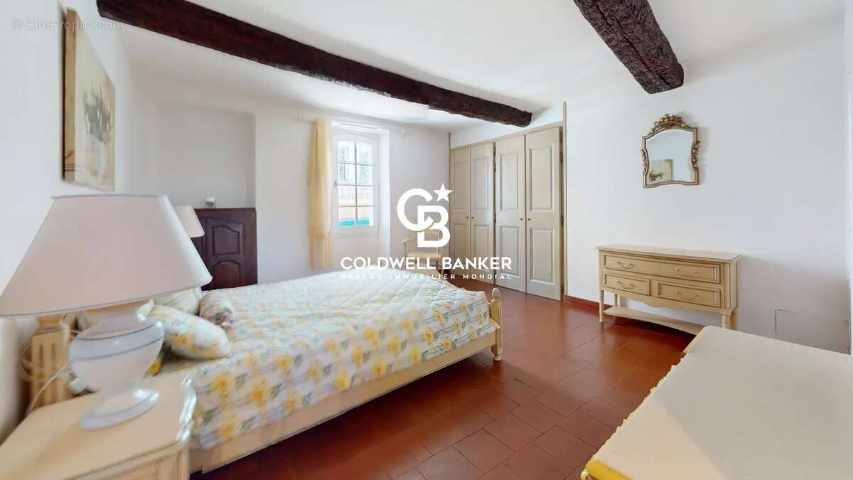 Appartement à GASSIN