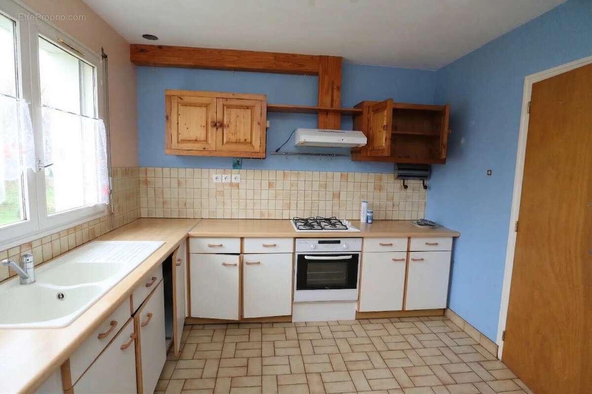 Maison à TREBRIVAN
