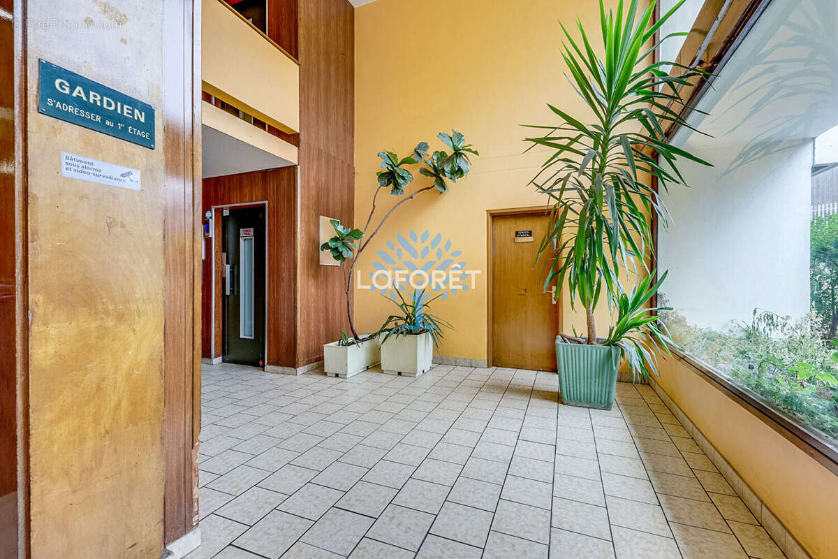 Appartement à FONTENAY-SOUS-BOIS