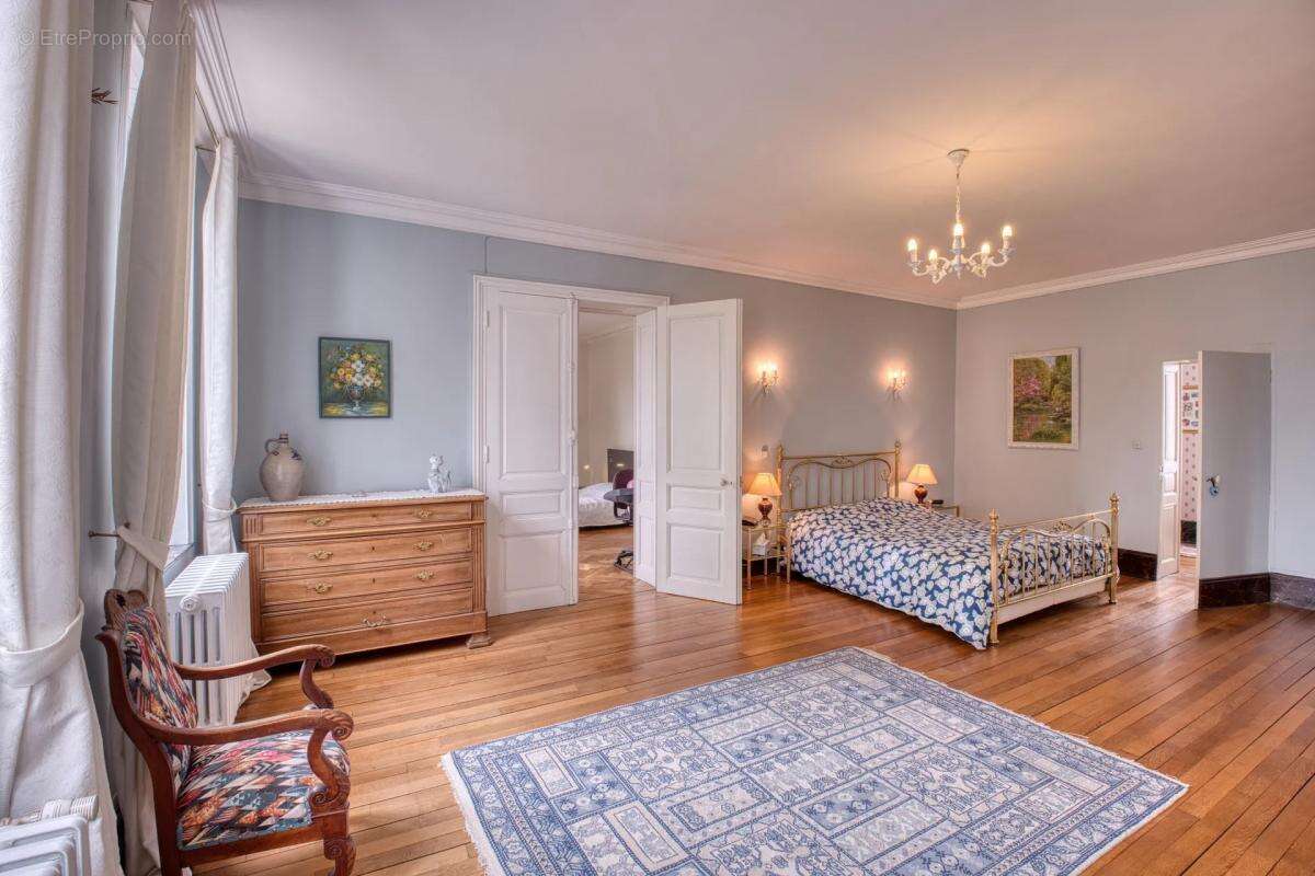 Maison à ROSIERES-AUX-SALINES