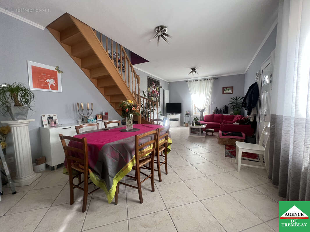 Maison à CHAMPIGNY-SUR-MARNE