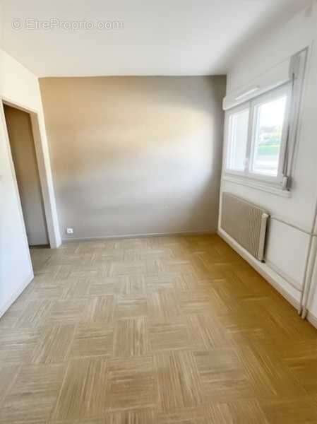 Appartement à VIEUX-CHARMONT