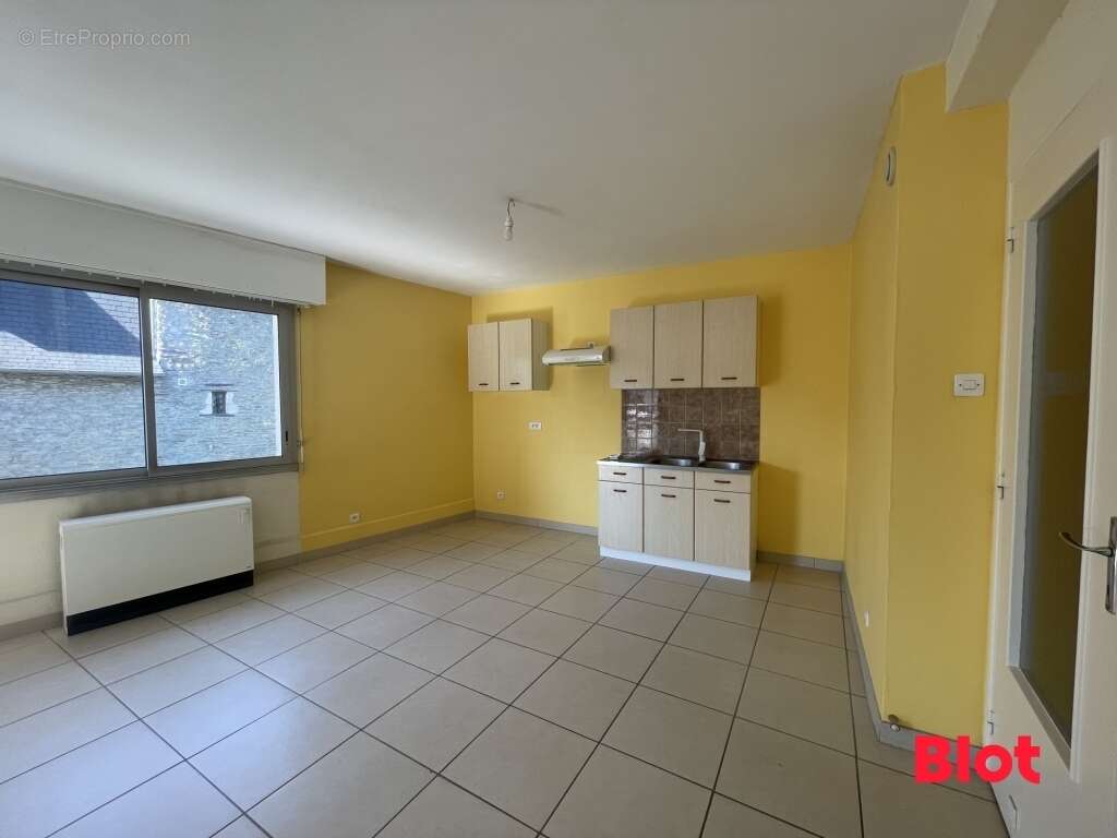 Appartement à VERN-SUR-SEICHE