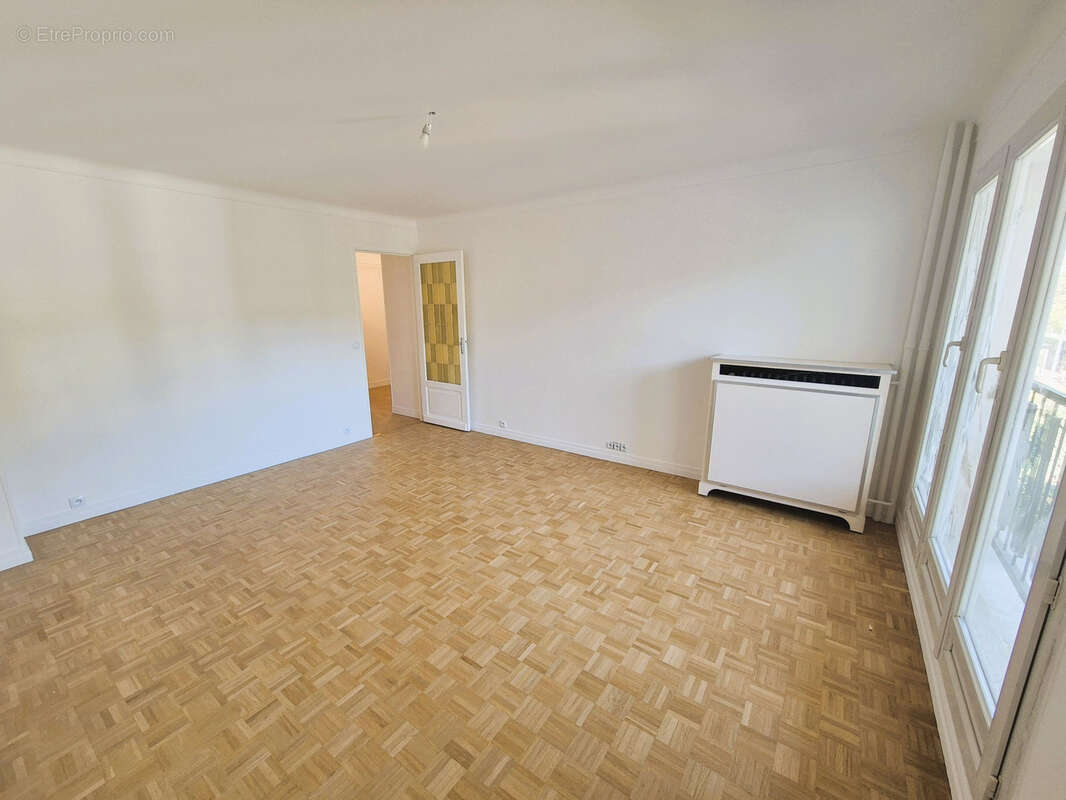 Appartement à NOGENT-SUR-MARNE