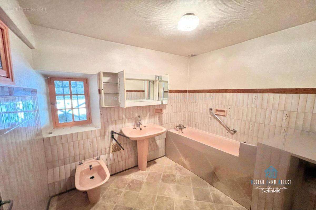 Maison à HAUTERIVES