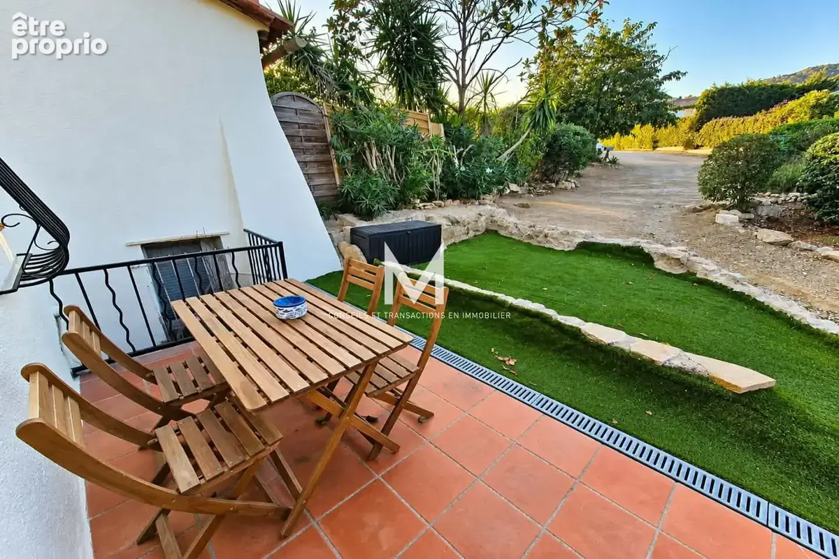 Maison 2 pièces 45 m² à vendre à Plan-De-La-Tour (83120) - photo 2