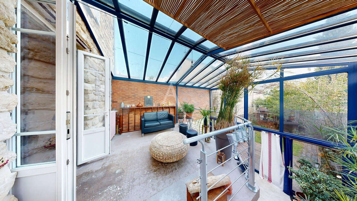 Maison à LES MUREAUX