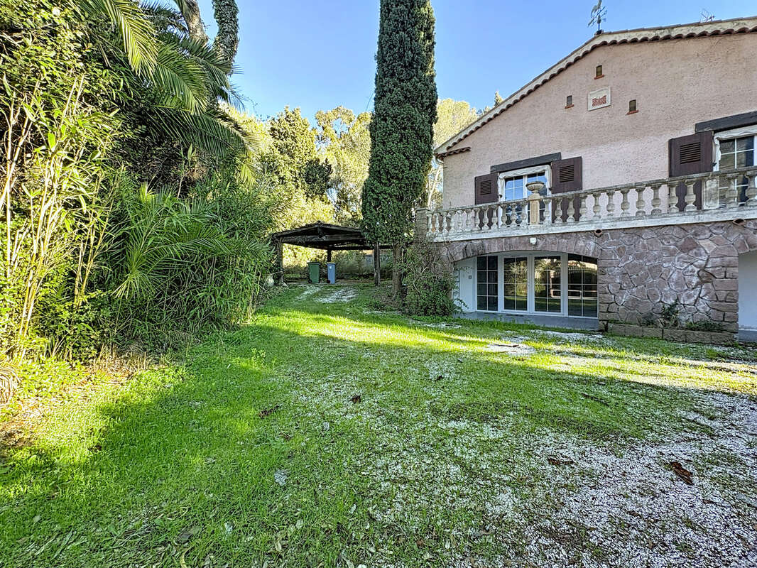 Maison à SAINT-RAPHAEL