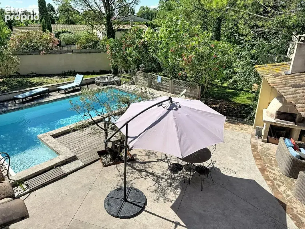 Althen-des-Paluds-villa197m²-terrain 2000m²- studios-piscine - photo 2