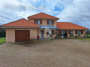 Maison à MONTPON-MENESTEROL