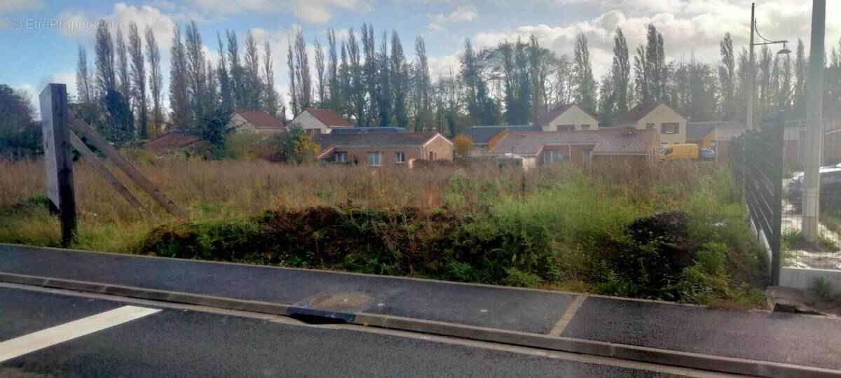 Terrain à FOUQUIERES-LES-LENS