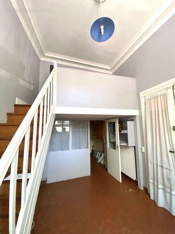 Buttes Chaumont 2P 30m² - photo 3